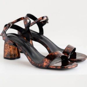 Zara Tortoise Shell Strappy Heel Size 39 NWOB